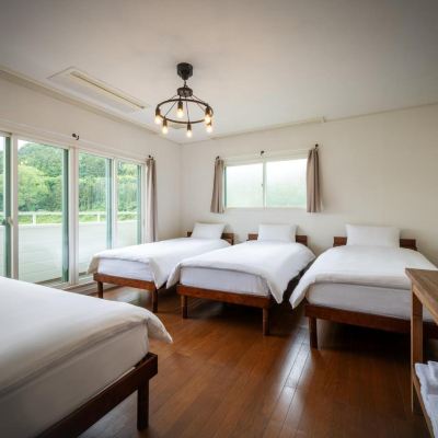四人房 卡吉亞咖啡廳和旅館優惠
