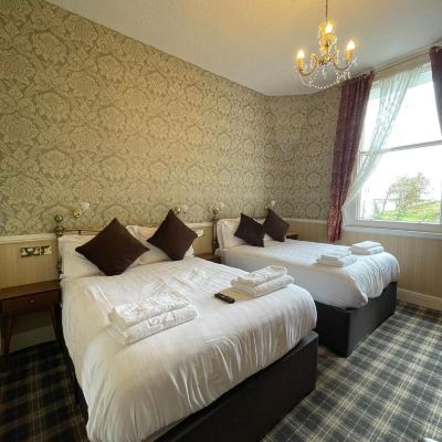Quadruple Room with Garden View Headlands Hotel Promo Code
