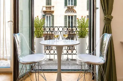 B and G Boutique Apt.-Heart of Milano- Design District Hotéis em 