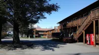 Harborview Inn