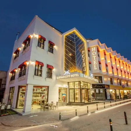 Kayhan City Hotel