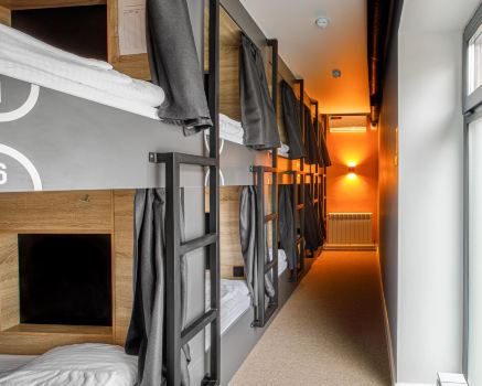Luna Capsule Capsule Hotel