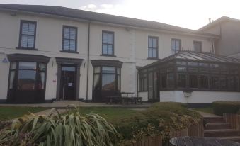 The Marquis Inn - Housity