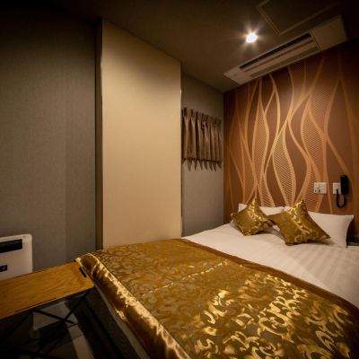 エコノミー ダブルルーム デザインホテルブラックス クーポン