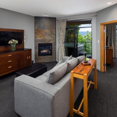 Brentwood Suite Brentwood Bay Resort & Spa Promo Code