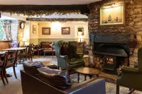 Corinium Hotel & Restaurant
