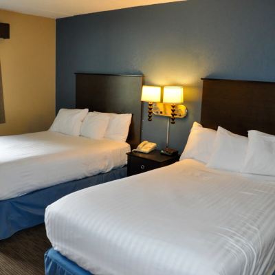 Deluxe Double Room - Mobility Access/Non-Smoking AmericInn by Wyndham Clear Lake Promo Code