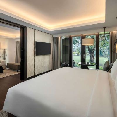 專屬套房，1 張特大號床和 1 張摺疊床，園景 峇里島勒吉安海灘鉑爾曼酒店優惠