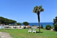 Hotel Le Bellevue Hotele w: 