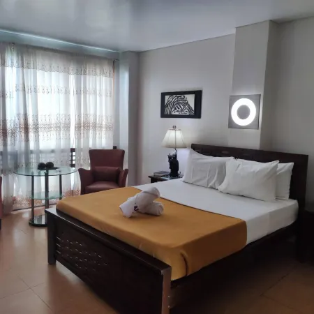 Gap Plaza Hotel