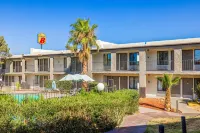 Super 8 by Wyndham Barstow Hotel di 