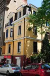 L'Opera Guest House
