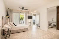 Ino Hotel & Suites