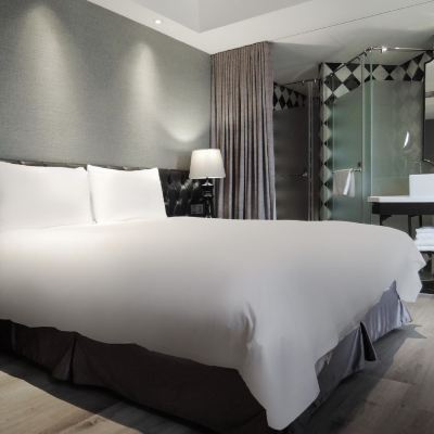 豪華雙人房 雀客旅館台北站前優惠