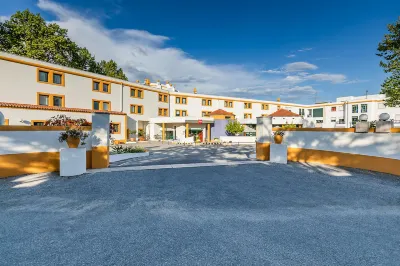 Ibis Évora Hotels in 
