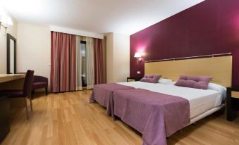 Hotel Equo Aranjuez - Housity