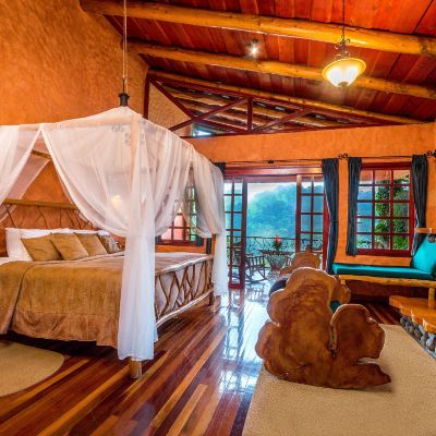 Deluxe King Room Peace Lodge Promo Code
