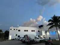 Cubo Hotel Hotel a 