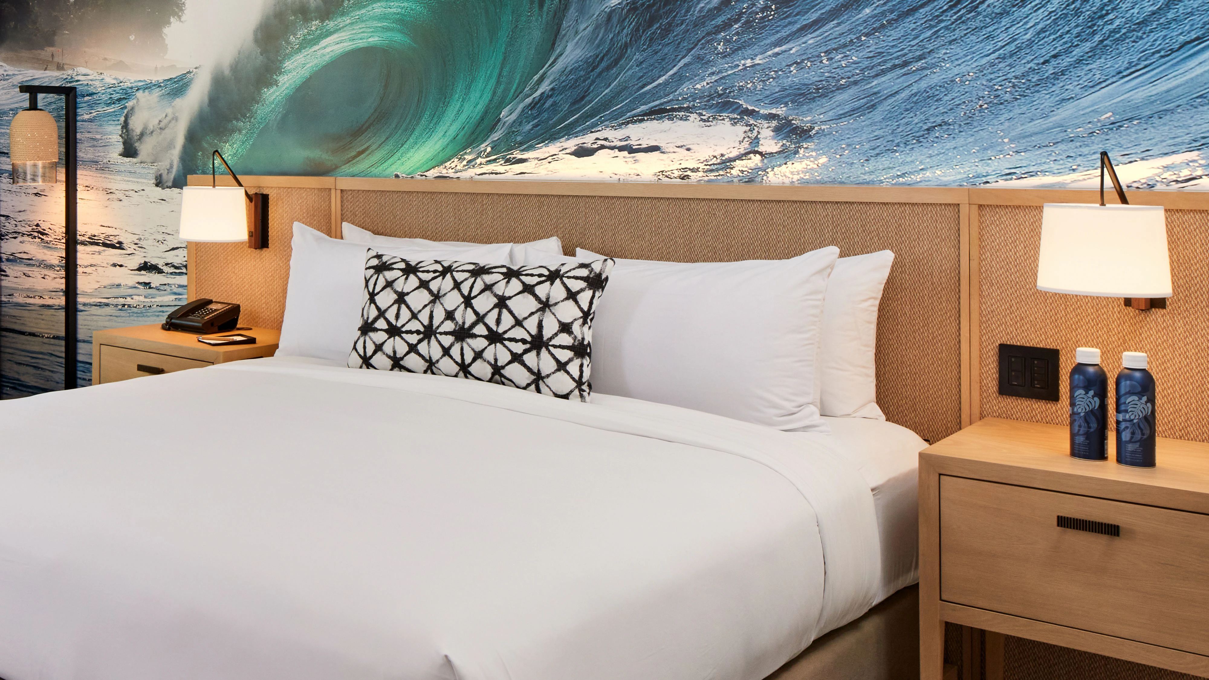 度假村阳台客房，客房，1张特大床，梳化床，低楼层，阳台