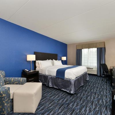 King Suite Holiday Inn Express & Suites Peekskill-Lower Hudson Valley, an IHG Hotel Promo Code