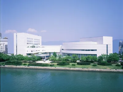 Hiroshima City Bunka Koryu Kaikan Hotel a 