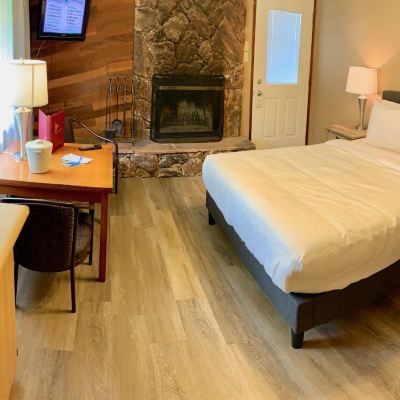 King Room Sunwapta Falls Rocky Mountain Lodge Promo Code