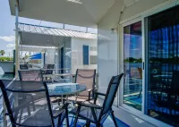 Aqua Lodges at Coconut Cay RV and Marina