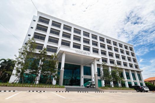 ริเวอร์ โฮเทล - ดิ เอาท์สแตนดิ้ง เวนิวส์ นครปฐม