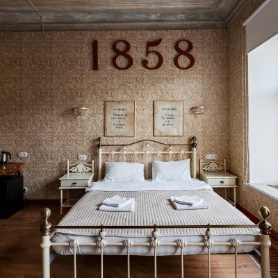 Superior Room Metropolis Hotel Promo Code