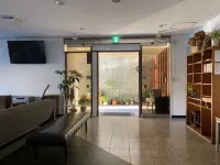 J-Hoppers Beppu Guesthouse