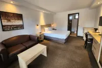 Ramada by Wyndham Laval