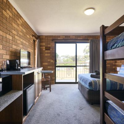 Standard Familly Room Waterloo Point Promo Code