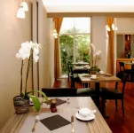 Hotel Iris