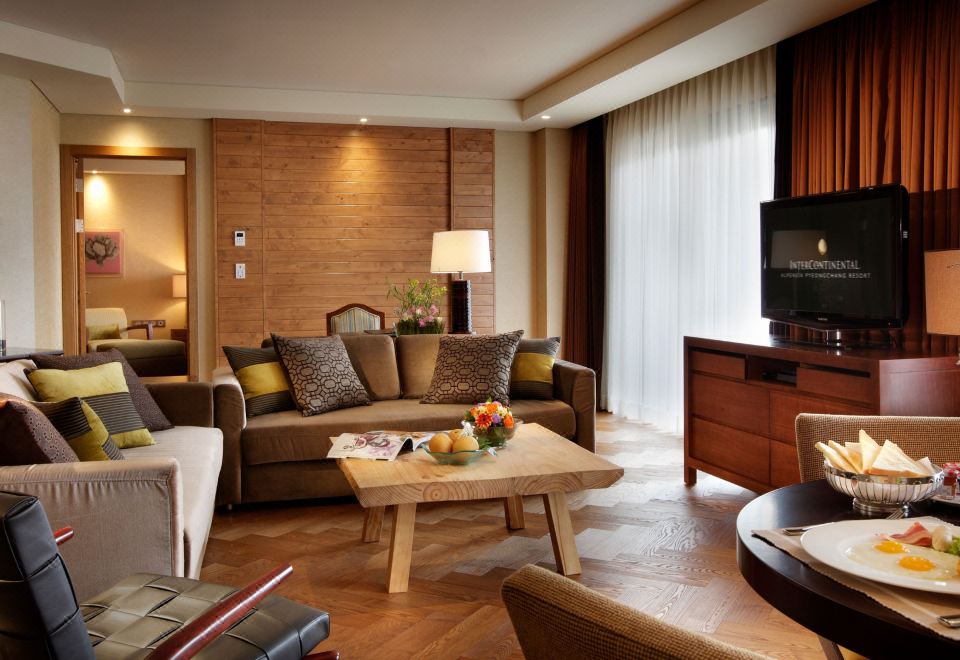 InterContinental Hotels ALPENSIA PYEONGCHANG RESORT by IHGAlpensia Suite