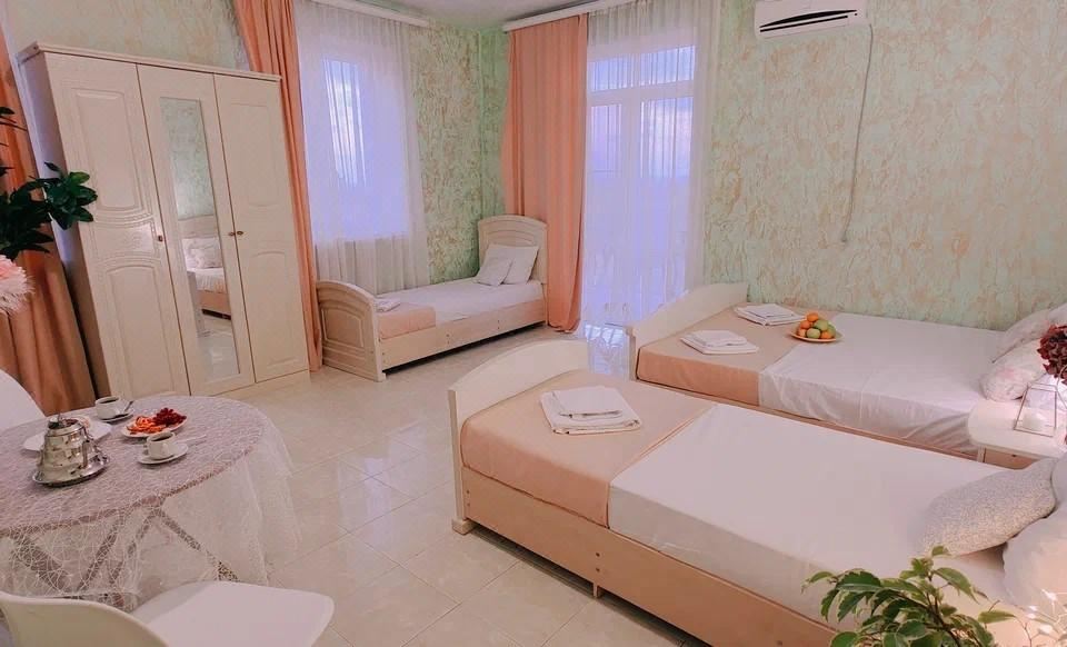 海边侧景舒适4床房