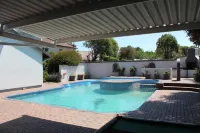 3 Liebeloft Guest House