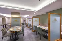 Platinum Hotel