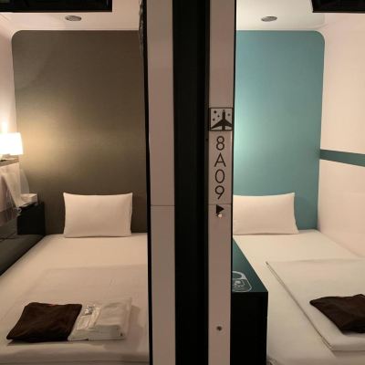2ビジネスクラスキャビン - 男性専用 ファーストキャビン 愛宕山 クーポン