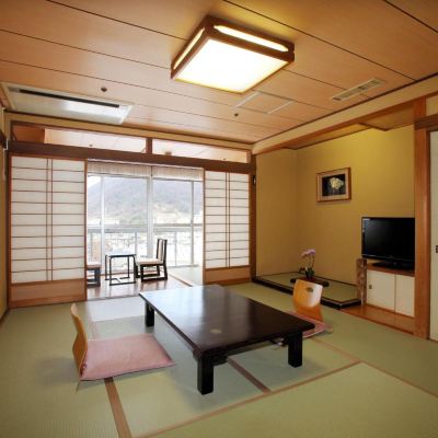 スタンダードファミリールーム(喫煙) 華やぎの章 慶山 クーポン