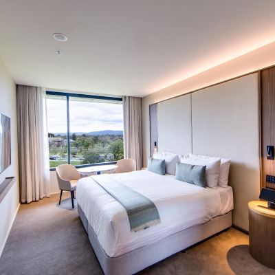 Parkland King Room Oval Hotel Promo Code