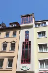 Garden Hotel Nürnberg Inh. Marika Liptak Hotels in der Nähe von Brunnen Ehekarussell