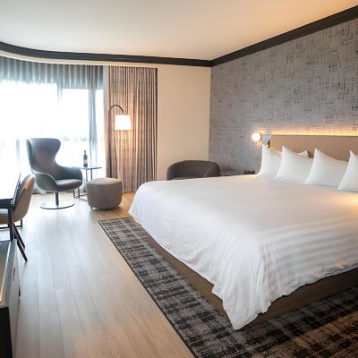 Standard King Room Brookstreet Promo Code