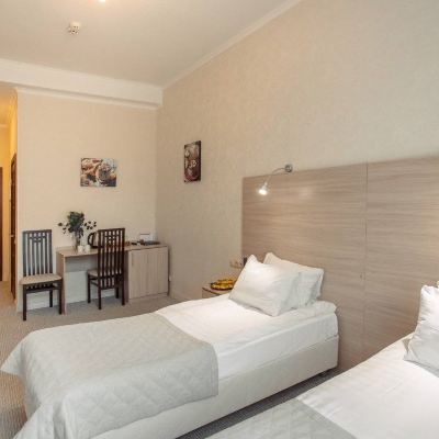 Comfort Twin Room Aragon Hotel Promo Code