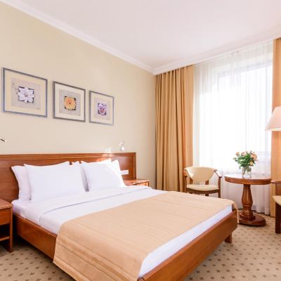 Standard Double Room Avalon Promo Code