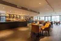 Home Hotel Uman
