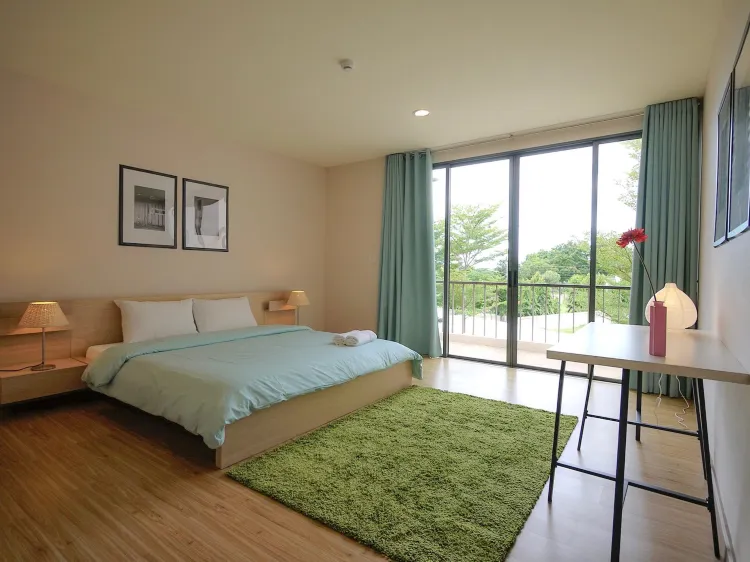 ดีลักซ์ สามห้องนอน