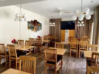Hotel Amadeus by First