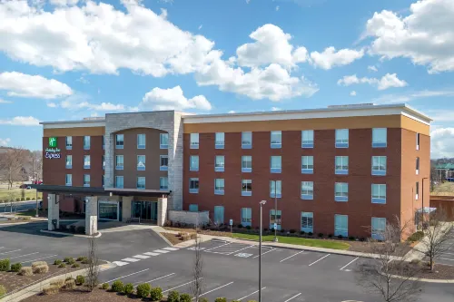 Holiday Inn Express SPRING HILL by IHG