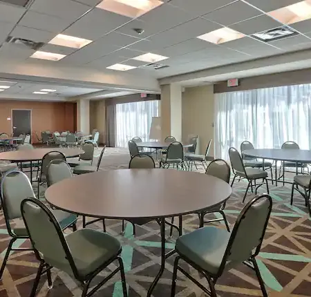 Hampton Inn & Suites Artesia Отели в г. Эдди