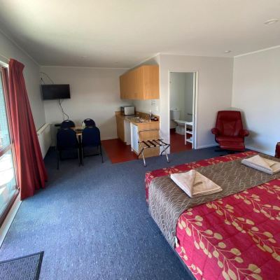 Studio - Disability Access Adventure Lodge and Motels and Tongariro Crossing Track Transport Promo Code